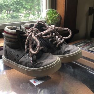 Gap Toddler Sneakers/Shoes